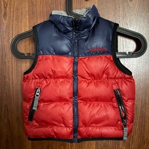 EUC OshKosh B'gosh Kids Reversible Red and Navy Puffer Vest